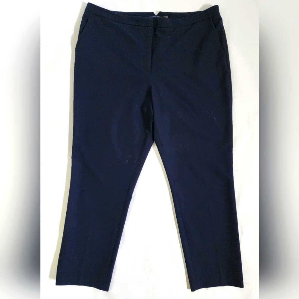 Womens Tommy Hilfiger Pants size 16, straight leg, Navy